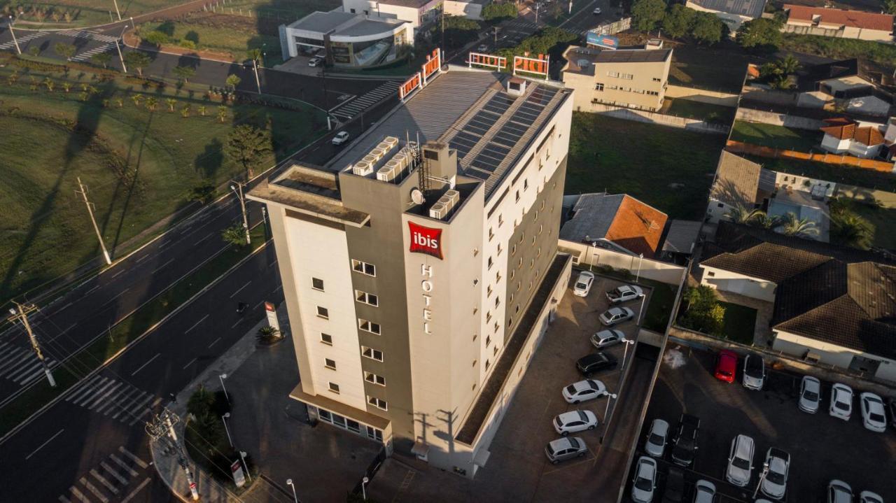 Ibis Ourinhos Hotel Exterior photo