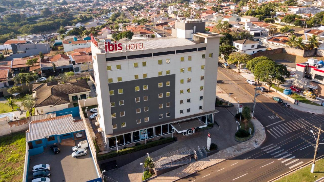 Ibis Ourinhos Hotel Exterior photo