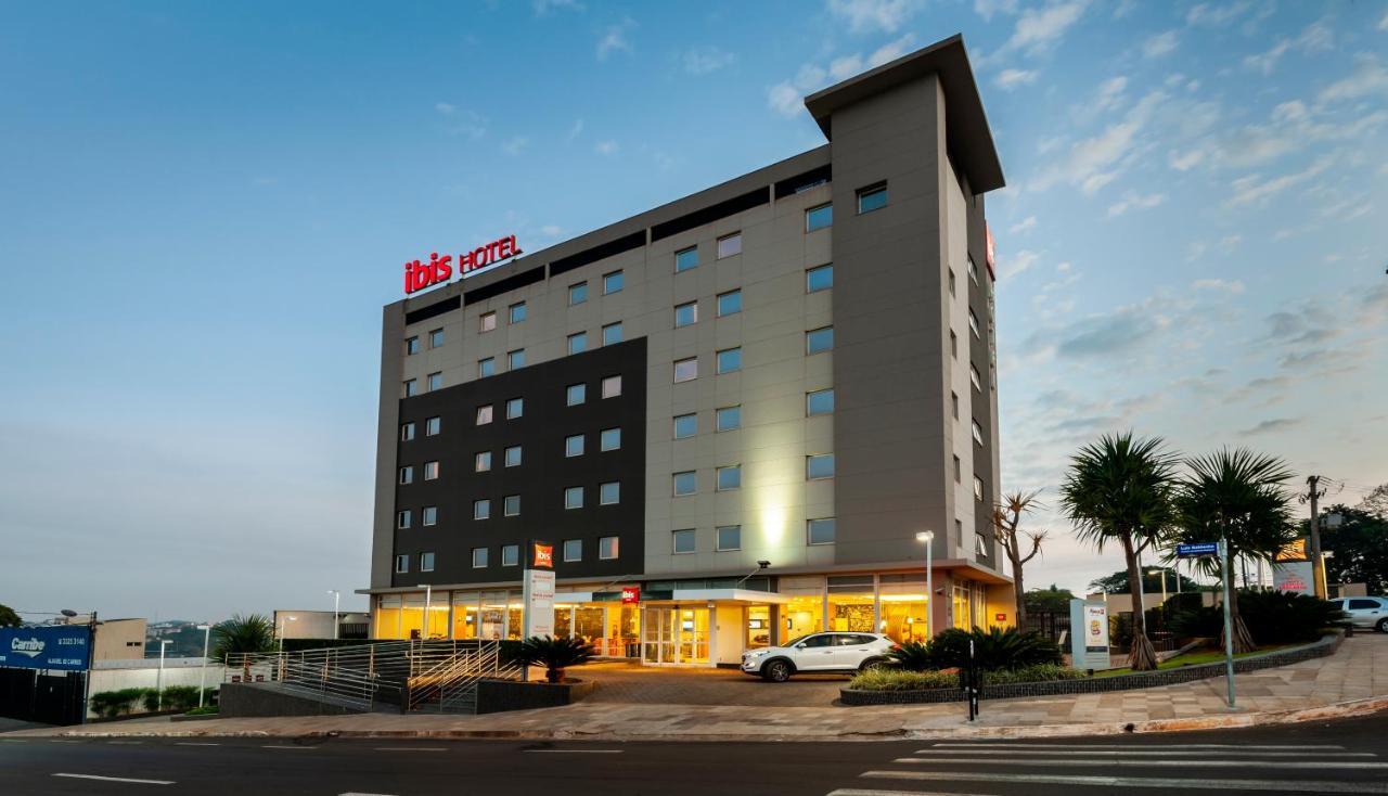 Ibis Ourinhos Hotel Exterior photo